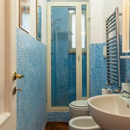Santa Teresa A Chiaia By Napoliapartments *