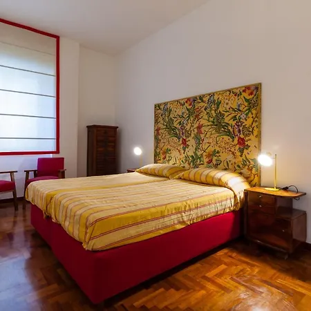 Santa Teresa A Chiaia By Napoliapartments Lägenhet